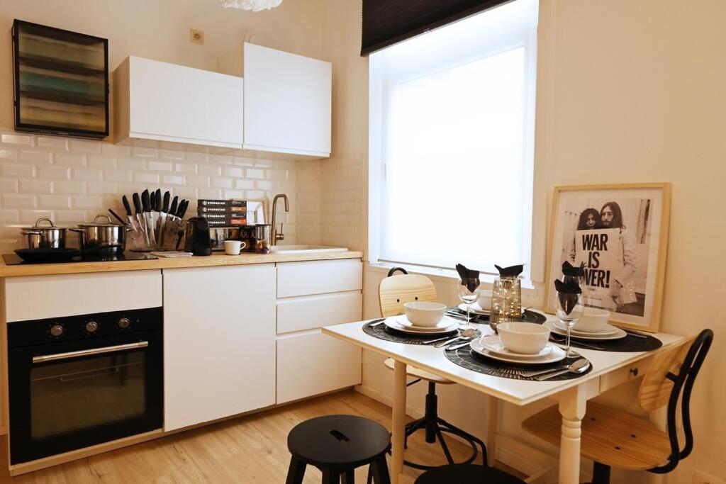 شقة Stylish Duplex In The Heart Of Brussels Centre المظهر الخارجي الصورة
